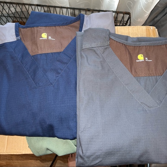 🔗Mens Carhartt Scrub Top- Navy - Picture 7 of 7